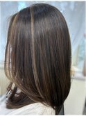 顔まわりレイヤーロング