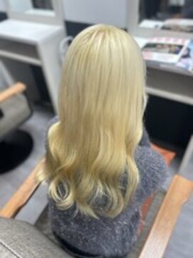 イーストバイエルゴ 川崎東口(EAST by ergo) ブリーチカラー