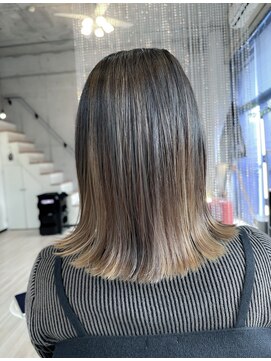 ファンタシー(FANTACY) 大人なブロンド　バレイヤージュ