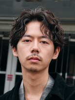 テン 心斎橋(tenn.) メンズセンターパート七三分けパートニュアンスパーマ刈り上げ
