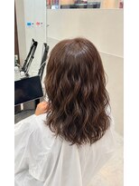 カイノ イオンモール草津店(KAINO) ゆるふわウェーブのミディアムロング