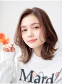 ミディアムレイヤー 美髪 透明感 イメチェン くびれ 髪質改善
