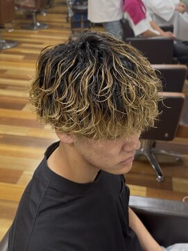 バロンドール 金沢文庫(Ballon d'or) 波巻きパーマ/シャドウパーマ/メンズパーマ