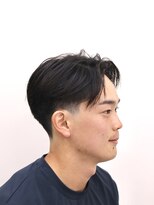 ダリーサード(DALIE third)&nbsp;ミドルパートセンターパートテーパーフェード