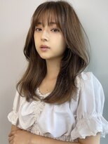 フォンズ(FONS)&nbsp;小顔に見せるオルチャンヘア 流れる顔まわり シアーブラウン