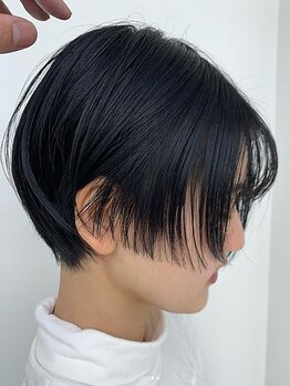 エマピボット 中川本店(EMA PIVOT)の写真/洗練された高技術×丁寧なカウンセリングで、どこから見ても綺麗なシルエットであなたに一番似合うヘアに♪