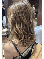 ジャム(Jam)&nbsp;切りっぱなしロブ×ミルクティーカラーで可愛く★中村大輔