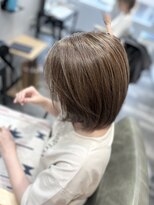 エスト 小倉(est)&nbsp;白髪ぼかしハイライト/グレージュカラー/ボブ/30代40代50代