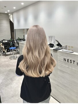 ネストバイコード(NEST by chord) 【NEST saki】ハイブリーチでホワイトミルクティー！