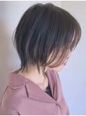 抜け感レイヤーショート