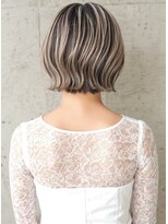 カバーヘア ブリス 大宮西口(COVER HAIR bliss)&nbsp;ハイライトブリーチ/くびれショートボブ春カラーイメチェンp大宮