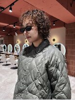 ヘアーアンドメイク ビス(HAIR&MAKE bis) アフロパーマ ハードパーマ【kotomi】