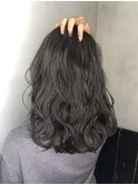 ルーズウェーブセミロング×グレージュ【YAMA】