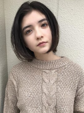 コス(kos) 【nanuk＊UEKI】ナチュラル小顔ボブ