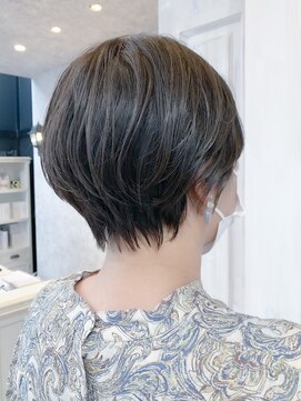 キャアリー(Caary) 福山市美容室Caary人気 似合わせショート・透明感ダークカラー
