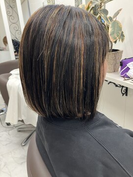 サロンドノア(Salon de NoA) ワンレン×ハイライト