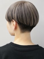 オーク 学芸大学(OAK)&nbsp;アンブレラカラー 刈り上げマッシュショート