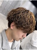 メンズ学生緩め波巻きスパイラルパーマ韓国シャドウパーマ