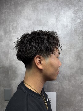 スピン 本八幡(SPIN) スペインカール/スパイキーショート/ブルーブラック/本八幡