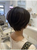 ショートボブ