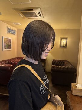 フェイバー 赤坂店(FAVOR) ぱつっとボブスタイル
