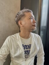 スリービー 首里 真嘉比(THREE BEE) Tamaki Takumi