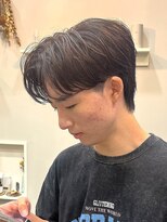 スナッグルサロン(SNUGGLE SALON)&nbsp;コンマバングセンターパート韓国フェザーショートウルフ黒髪