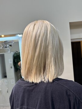 テン バイ アンブルリュクス 池袋(teN +by ambleluxe) 抜きっぱなし/ブリーチ/池袋