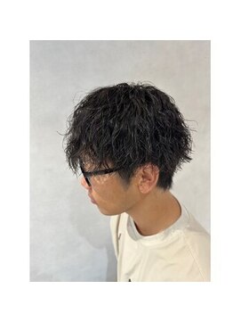 アース オーセンティック 越谷レイクタウン店(EARTH Authentic) 大人メンズおすすめのツーブロックツイストスパイラル