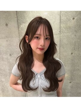 ロール 博多(Role) ブラウンカラー/レイヤーカット/透明感