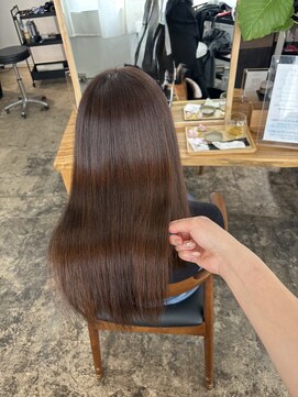 サイ(sai) 《イエベ春さん必見!大人の透明感ベージュ》江幡彩音