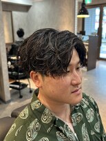 ザ クラン バイ ヘッドライト 仙台長町店(THE CLAN by HEADLIGHT) 【動きしっかりめ】センターパート×強めシャドウパーマ