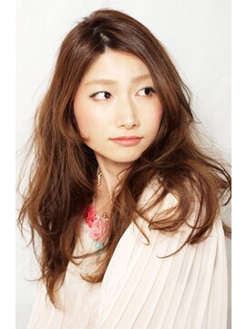 オズライン(Oz Line) 大人の抜け感スタイル