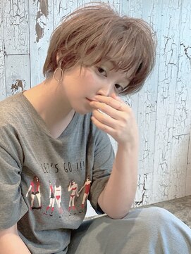 ゼロナナ バイ アフロート(07 by afloat) 夏ショート耳かけ毛先パーマイメチェンフォギーベージュ