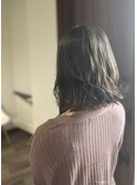 巻き髪ミディアムスタイル