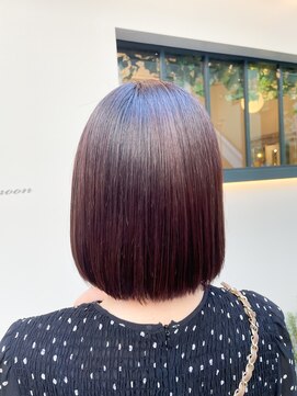 ムーン(moon) 9月#モテ髪カタログ#外ハネボブ#セクションカラ#ペールベージュ