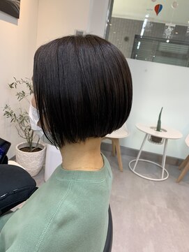 アコール 三軒茶屋(acoord) 前下がりボブ［イルミナカラー／三軒茶屋／髪質改善］