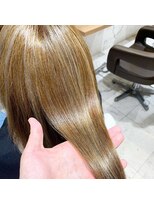 ビアンコ カーロ 二子新地店(Bianco caro)&nbsp;髪質改善/酸熱トリートメント/TOKIOトリートメント/艶感ロング