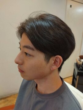 ハナイ(hanai) ツーブロックショートボブ