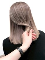 ジル ブラン 福岡(JIL BLAN) ハイライトカラー/ショートカット/レイヤーカット/福岡天神