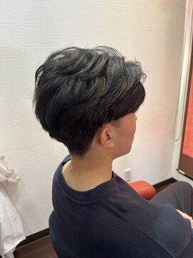 スティーナ(SUTEANA) パーマ風メンズカット