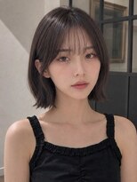 ユーフォリア 青山(Euphoria)&nbsp;20代人気韓国くびれミディアムレイヤーオルチャン小顔前髪艶髪◎