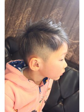 オーバーキャプテンネイキッド(OVER CAPTAIN NAKED) 入学前のアシメ２ブロックショート☆