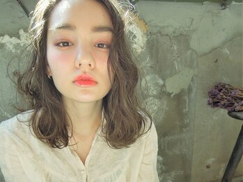 ハニー(HONEY by Chord)の写真/≪ベースカットでパーマが変わる≫すき過ぎず動きを出し,質感長持ち♪計算づくパーマStyleでお洒落が広がる