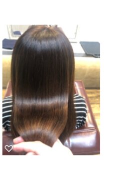 イーラヘアー(ERA HAIR) 【酸熱トリートメント】ツヤ髪ロング×ナチュラル