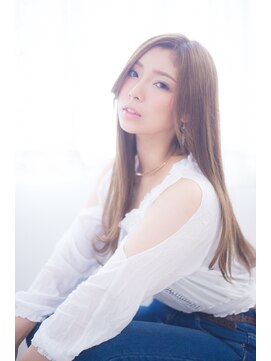 アマンヘアーイースト 吉祥寺東口店(Aman hair-e) 重めスタイル センターパートXベージュカラー【Aman hair 吉祥寺