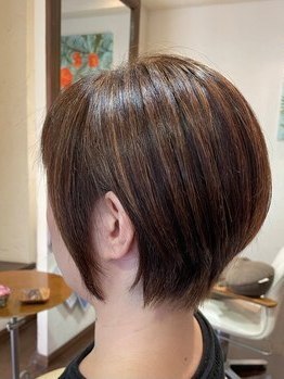 ケイリクス 加古川南店(CALYX)の写真/【白髪気になる大人女性に】痛ませず綺麗に染めるグレイカラーが人気です！ダメージレスで理想の髪色に♪