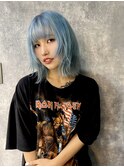 ホワイトブルー　レイヤーカットウルフカットブリーチ