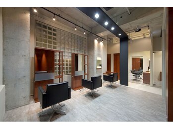 BIGOUDI salon mukonosou 【ビグディーサロン】