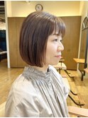 40代、すっきり見えるミニボブ